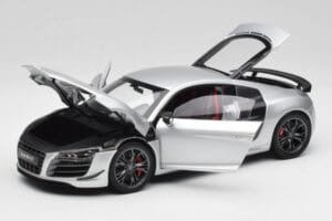 Audi R8 GT Type 42 Ice Silver Metallic Kyosho 1:18 09218IS Metall — bild 2 av 8