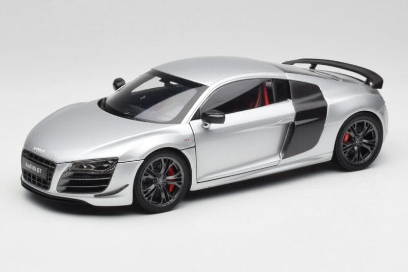 Audi R8 GT Type 42 Ice Silver Metallic Kyosho 1:18 09218IS Metall