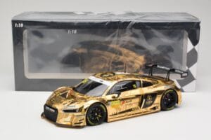Audi R8 LMS #16 AAPE M. Lee FIA GT World Cup Macau 2016 Minichamps 1:18 155161185 Metall — bild 6 av 6