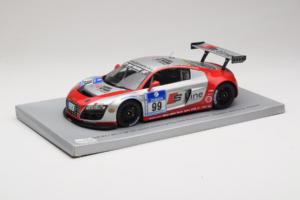 Audi R8 LMS #99 F. Biela / P. Kaffer / M. Fässler / M. Hennerici Phoenix Racing 24 Hours Nürburgring 2009 Spark 1:18 18S041 R — bild 2 av 6