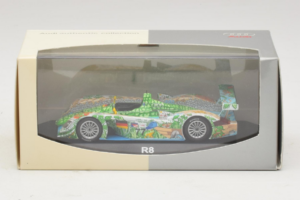 Audi R8 LMP #77 Crocodile 1998 Minichamps 1:43 20000001168 Metall — bild 4 av 4