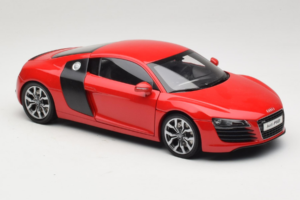 Audi R8 Röd Kyosho 1:18 09213R Metall — bild 6 av 8