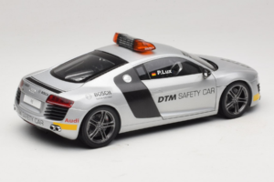 Audi R8 Safety Car 24 Hours of Le Mans 2008 Kyosho 1:18 09214DTM Metall — bild 5 av 8