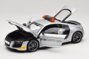 Audi R8 Safety Car 24 Hours of Le Mans 2008 Kyosho 1:18 09214DTM Metall — bild 8 av 8