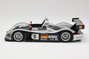 Audi R8R LMP #8 F. Biela / E. Pirro / D. Theys 24 Hours of Le Mans 1999 Maisto 1:18 538881 Metall — bild 4 av 8