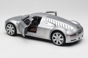 Audi Rosemeyer Silver Maisto 1:18 20000001438 Metall — bild 5 av 8