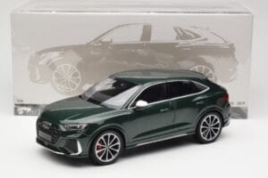 Audi RS Q3 Sportback 8U Green Metallic Minichamps 1:18 155018102 Metall — bild 6 av 6