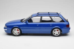 Audi RS2 B4 Avant Blå Otto 1:12 G075 Resin — bild 3 av 6