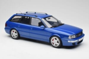 Audi RS2 B4 Avant Blå Otto 1:12 G075 Resin — bild 4 av 6