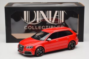 Audi RS3 8P Sportback Röd DNA 1:18 DNA000056 Resin — bild 6 av 6