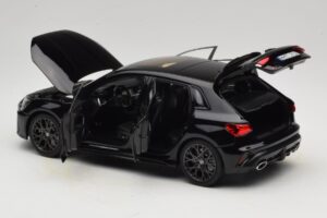 Audi RS3 8Y Sportback Myth Black Norev 1:18 188388 Metall — bild 5 av 8