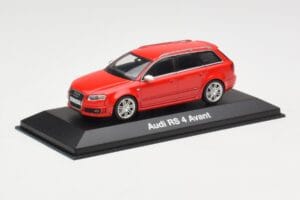 Audi RS4 B7 Avant Röd Minichamps 1:43 5010509213 Metall — bild 2 av 4