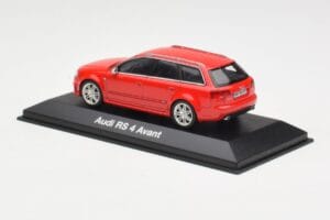 Audi RS4 B7 Avant Röd Minichamps 1:43 5010509213 Metall — bild 3 av 4