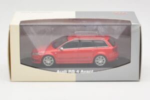 Audi RS4 B7 Avant Röd Minichamps 1:43 5010509213 Metall — bild 4 av 4
