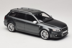 Audi RS4 B7 Grå Otto 1:18 OT721 Resin — bild 4 av 6