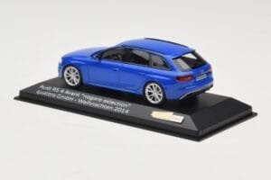 Audi RS4 B8 Avant Nogaro Blue Julurval 2014 Minichamps 1:43 AUDI003 Metall — bild 3 av 4