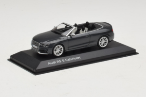 Audi RS5 B8 Cabriolet Daytona Gray Minichamps 1:43 5011215323 Metall — bild 2 av 4