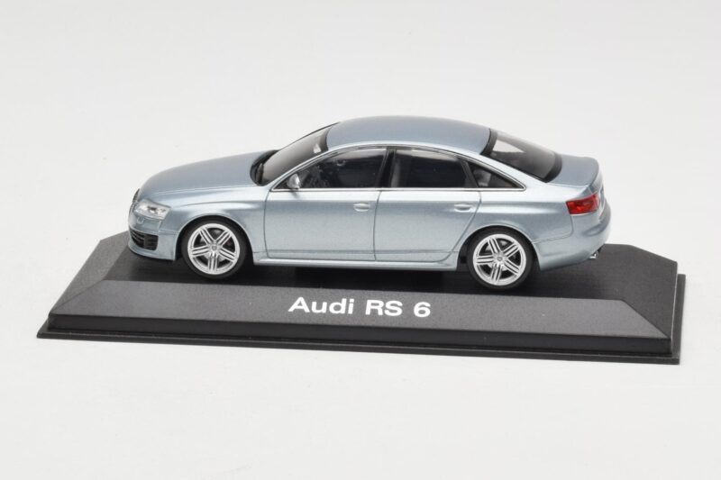 Audi RS6 C6 Monza Silver Minichamps 1:43 5010810113 Metall