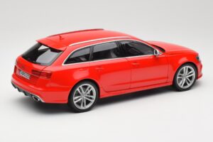 Audi RS6 C7 Avant Röd Minichamps 1:18 110012011 Metall — bild 3 av 8