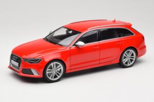 Audi RS6 C7 Avant Röd Minichamps 1:18 110012011 Metall