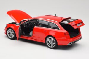 Audi RS6 C7 Avant Röd Minichamps 1:18 110012011 Metall — bild 5 av 8