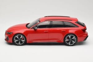 Audi RS6 C8 Avant Red Metallic Minichamps 1:18 155018010 Metall — bild 3 av 6
