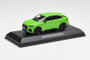 Audi RSQ3 F3 Sportback Grön Minichamps 1:43 5012013631 Metall — bild 2 av 4