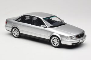 Audi S4 C4 4.2 V8 Crystal Silver Otto 1:18 OT464 Resin — bild 4 av 6
