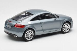 Audi TT 8J Condor Grå Minichamps 1:18 5010500415 Metall — bild 3 av 8
