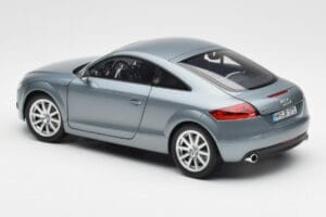 Audi TT 8J Condor Grå Minichamps 1:18 5010500415 Metall — bild 7 av 8