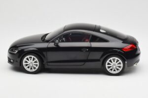 Audi TT 8J Phantom Svart Minichamps 1:18 5010500425 Metall — bild 4 av 8