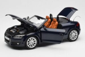 Audi TT 8J Roadster Djuphavs Blå Minichamps 1:18 5010500525 Metall — bild 2 av 8