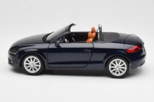 Audi TT 8J Roadster Djuphavs Blå Minichamps 1:18 5010500525 Metall — bild 4 av 8