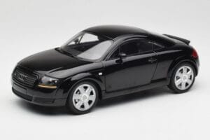 Audi TT 8N Svart Minichamps 1:18 155017021 Metall