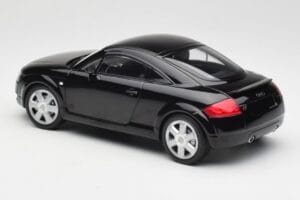Audi TT 8N Svart Minichamps 1:18 155017021 Metall — bild 5 av 6