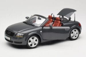 Audi TT 8N Roadster Grå Maisto 1:18 50346 Metall — bild 2 av 8