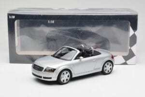 Audi TT 8N Roadster Silver Metallic Minichamps 1:18 155017031 Metall — bild 6 av 6