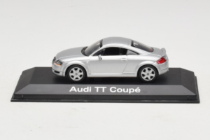 Audi TT 8N Silver Minichamps 1:43 5019800423 Metall
