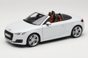 Audi TT 8S Roadster Glacier White Minichamps 1:18 5011400515 Metall