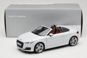Audi TT 8S Roadster Glacier White Minichamps 1:18 5011400515 Metall — bild 8 av 8