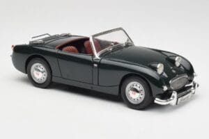 Austin-Healey Sprite Leaf Green Revell 1:18 08837 Metall — bild 6 av 8
