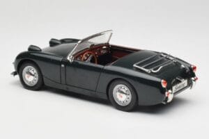 Austin-Healey Sprite Leaf Green Revell 1:18 08837 Metall — bild 7 av 8