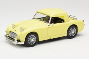 Austin-Healey Sprite Mk1 Gul Revell 1:18 8835 Metall