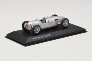 Auto Union Typ B #1 Silver Minichamps 1:43 5031300313 Metall — bild 2 av 5