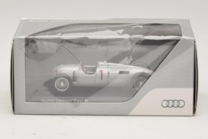 Auto Union Typ B #1 Silver Minichamps 1:43 5031300313 Metall — bild 5 av 5