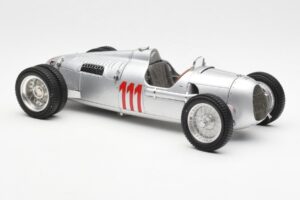 Auto Union Type C #111 H. Stuck Schauinsland Hillclimb Germany 1937 CMC 1:18 M-162 Metall — bild 4 av 6