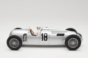 Auto Union Typ C #18 B. Rosemeyer Internationales Eifelrennen Nürburgring Winner 1936 Minichamps 1:18 155361018 Metall — bild 3 av 6