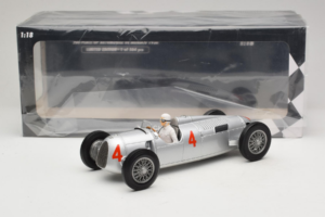 Auto Union Typ C #4 A. Varzi 2nd Place Monaco GP 1936 Minichamps 1:18 155361004 Metall — bild 6 av 6
