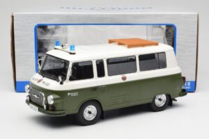 Barkas B1000 Folkpolis MCG 1:18 MCG18009 Metall — bild 6 av 6