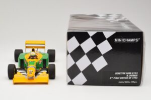 Benetton Ford B193B #5 R. Patrese 3rd Place British GP 1993 Minichamps 1:18 110930906 Metall — bild 6 av 6
